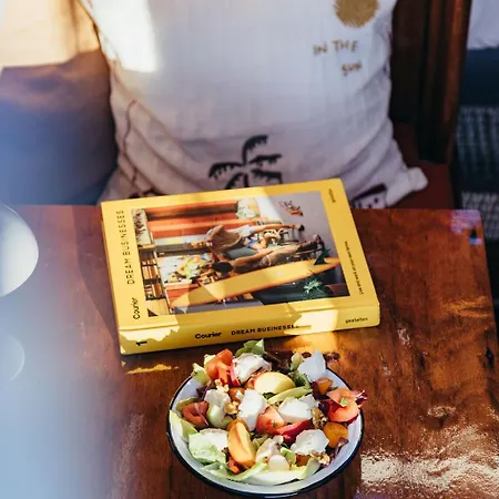 Bådhotel Seaside Retreat With Postcard Views