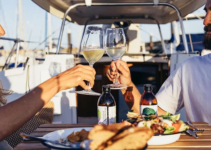 Seaside Retreat With Postcard Views Cascais