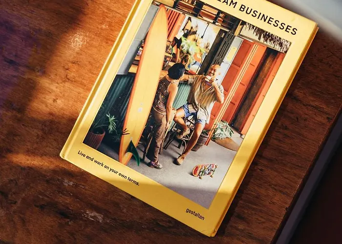 Seaside Retreat With Postcard Views Bådhotel *