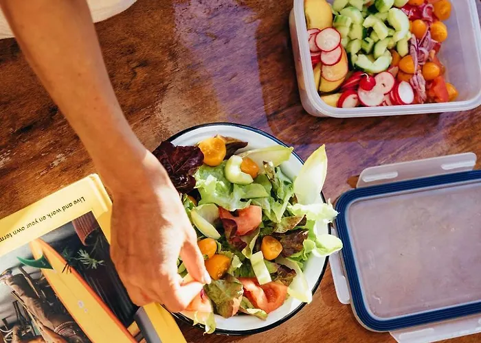 Seaside Retreat With Postcard Views Bådhotel *